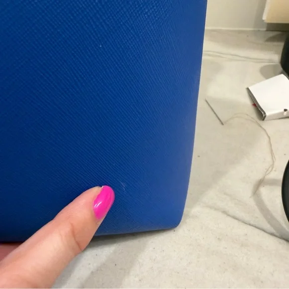 Elaine Turner Royal Blue Leather Tote with Removable Pouch - Picture 15 of 16